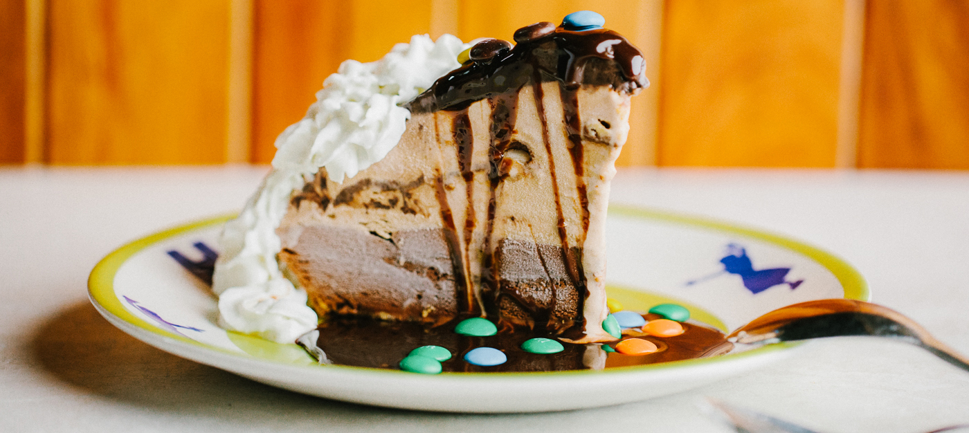 Hula Pie with M&Ms